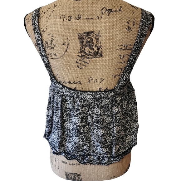 Free People Sleevess Crop Tank Blouse Floral - Small - Picture 6 of 8